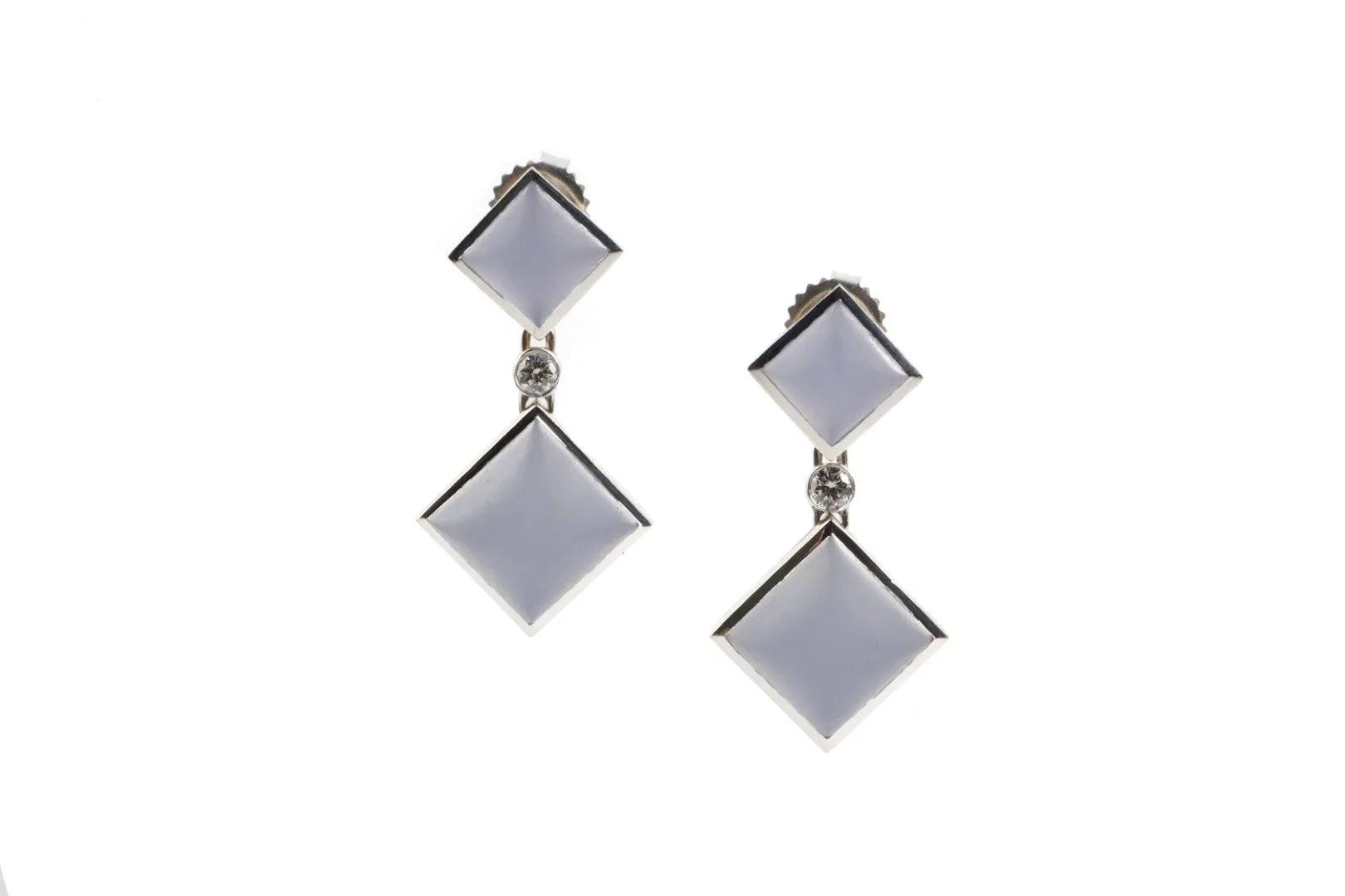 18k White Gold 0.40tcw Diamond Dangle Earrings (11.37g.)
