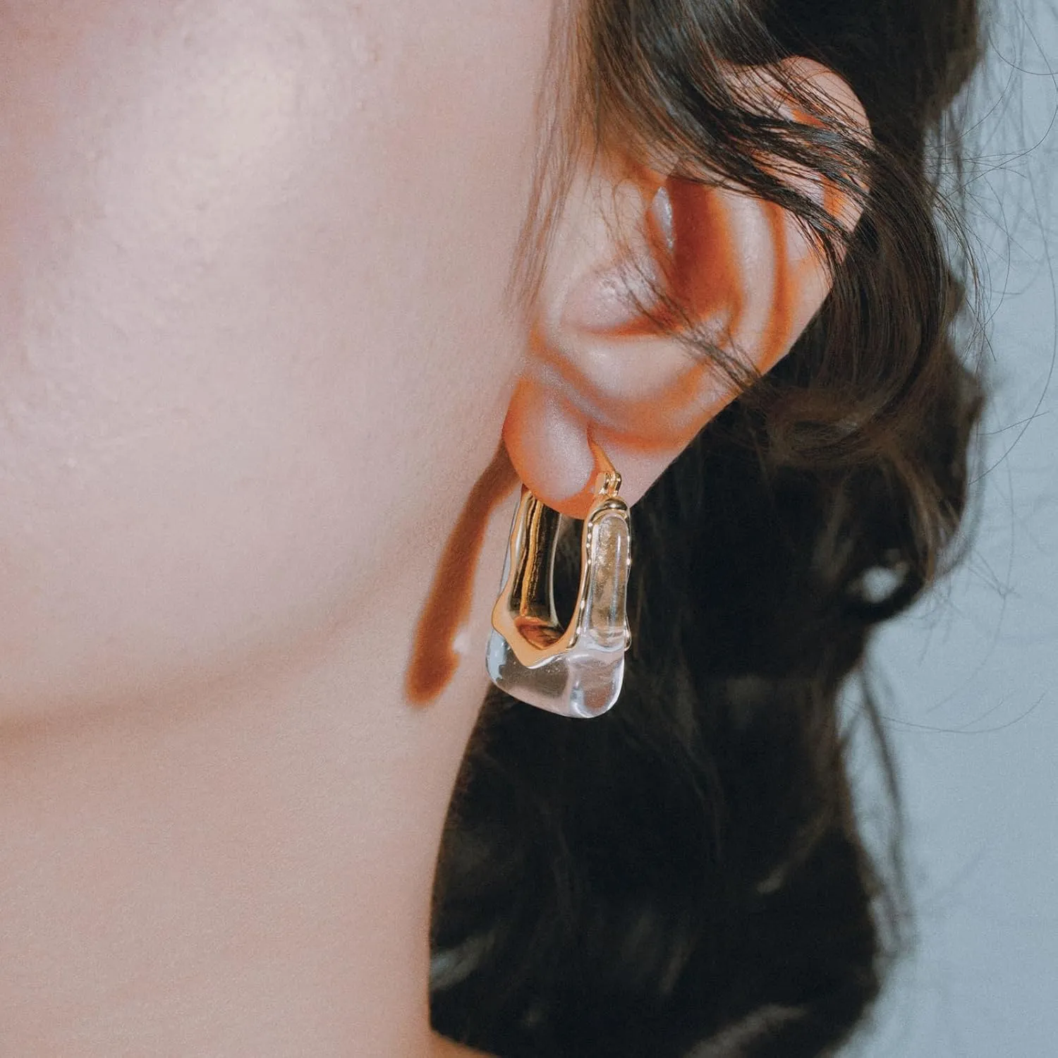 Acrylic Gold Hoop Earrings Chunky Huggie Statement Vintage Earrings Cute Resin Drop Earring Trendy Jewelry Gifts for Women