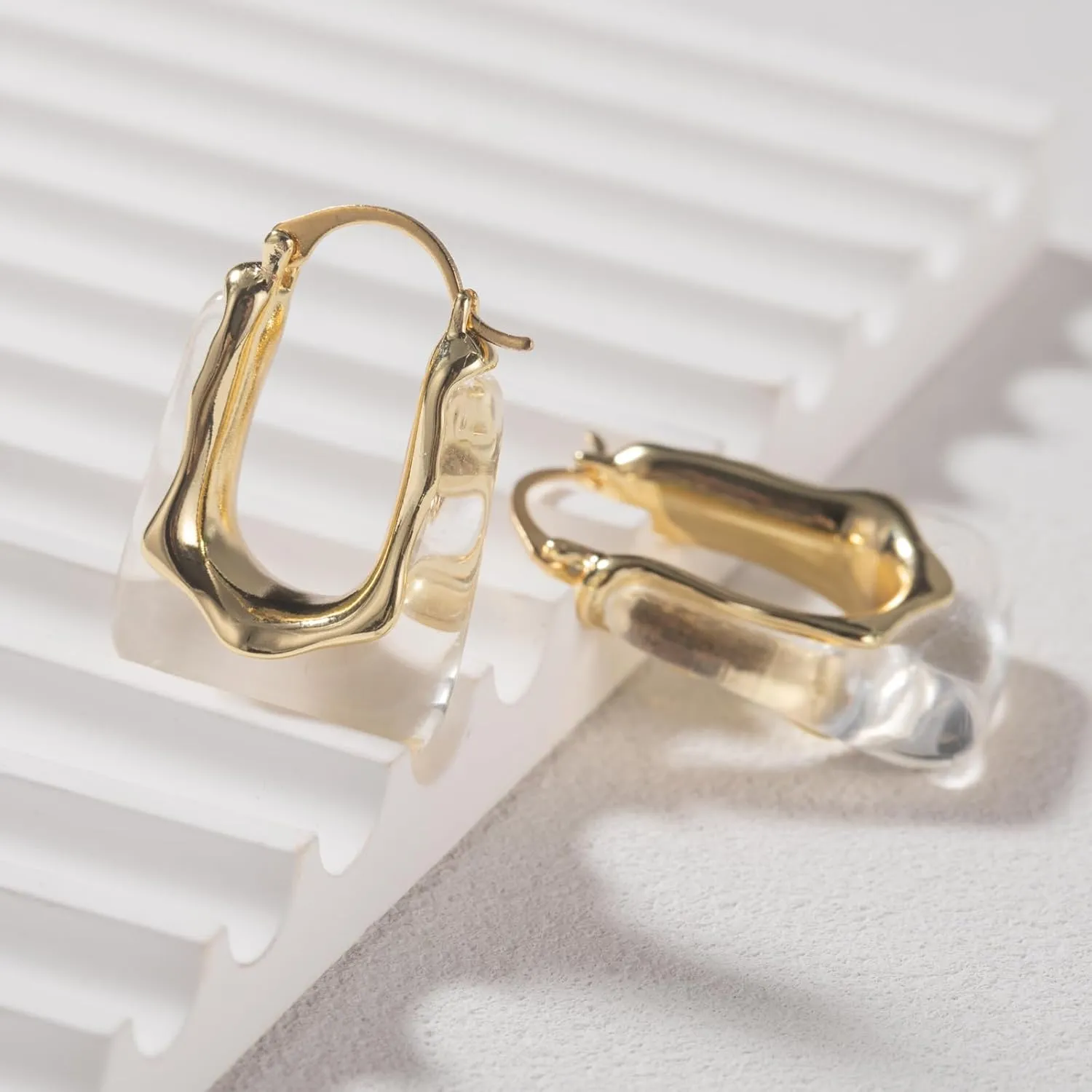 Acrylic Gold Hoop Earrings Chunky Huggie Statement Vintage Earrings Cute Resin Drop Earring Trendy Jewelry Gifts for Women