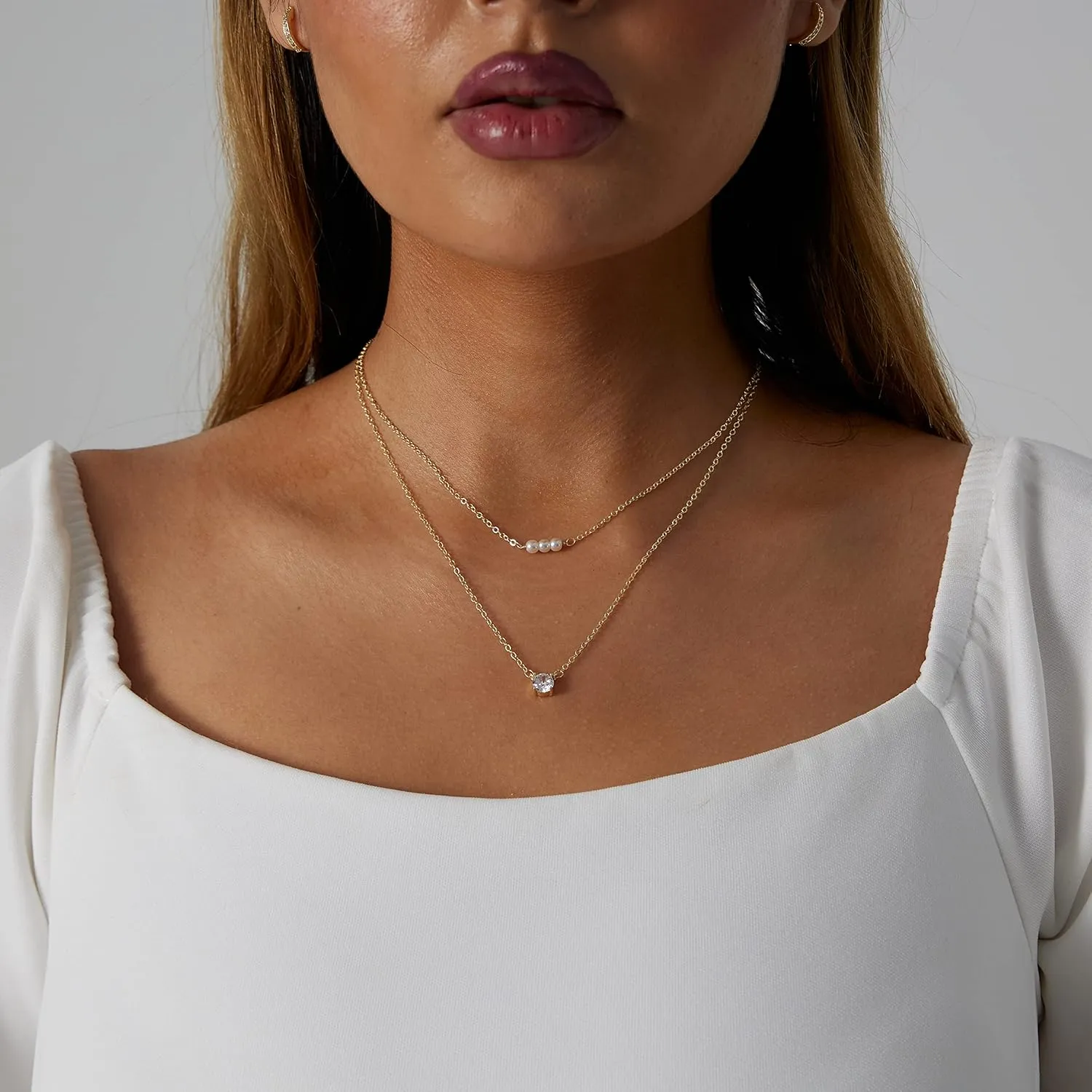 ASCOMY Dainty CZ Diamond Solitaire Pendant Necklaces for Women 14K Gold Plated Single Round Cubic Zirconia Square Simulated Diamond Choker Necklace Bride Bridesmaid Weeding Jewelry Gifts