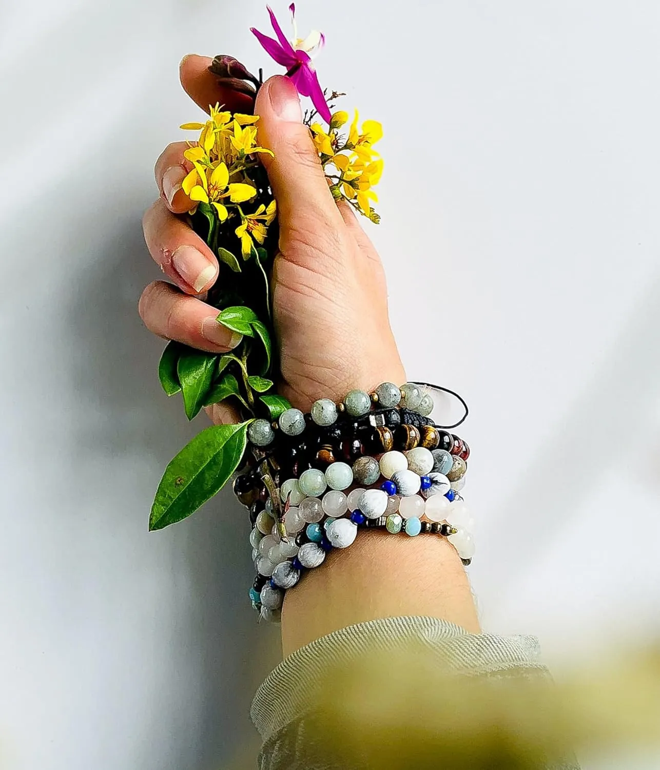 BOMAIL Natural Stone Bracelet for Women Men - 8MM Semi-Precious Gemstone Beaded Bracelet Healing Crystal Stretch Bracelet Yoga Bracelets Jewelry