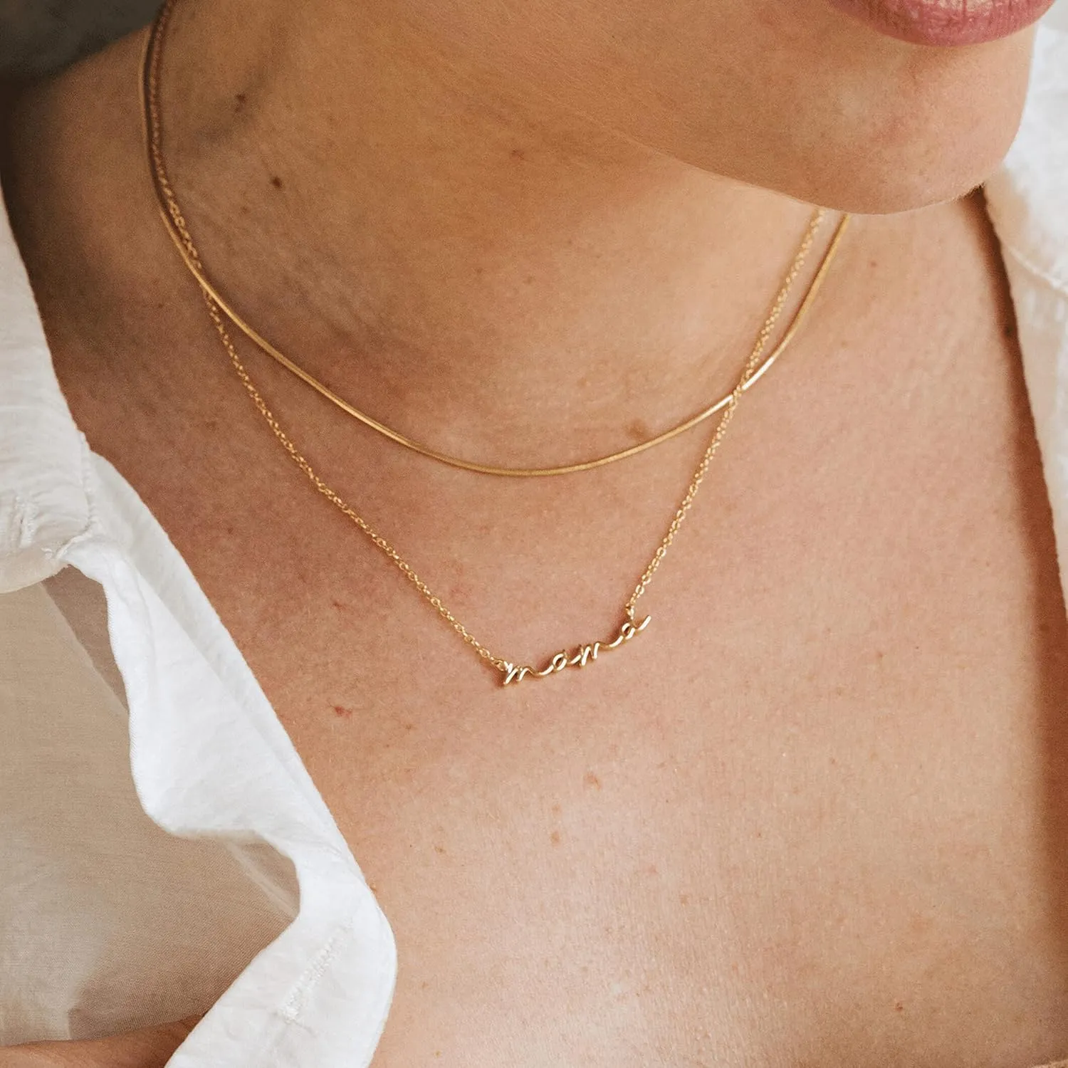 CAITLYNMINIMALIST Dainty Mama Necklace in 18K Gold 925 Sterling Silver Rose Gold Adjustable 16" 18" Mothers Day Gifts for Mom Grandma Wife