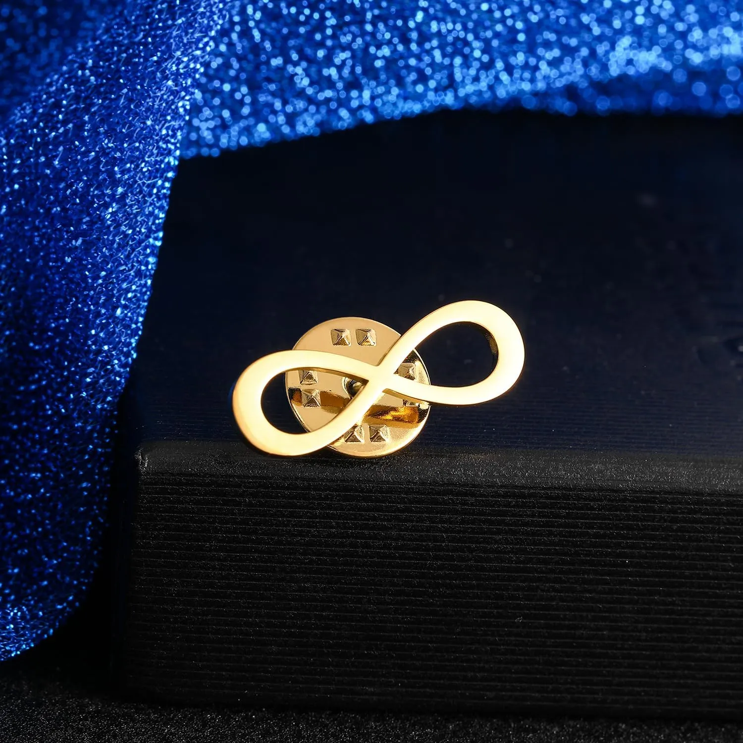 Classic Infinity Symbol Brooch for Men Women Stainless Steel Couples Jewelry Accessories