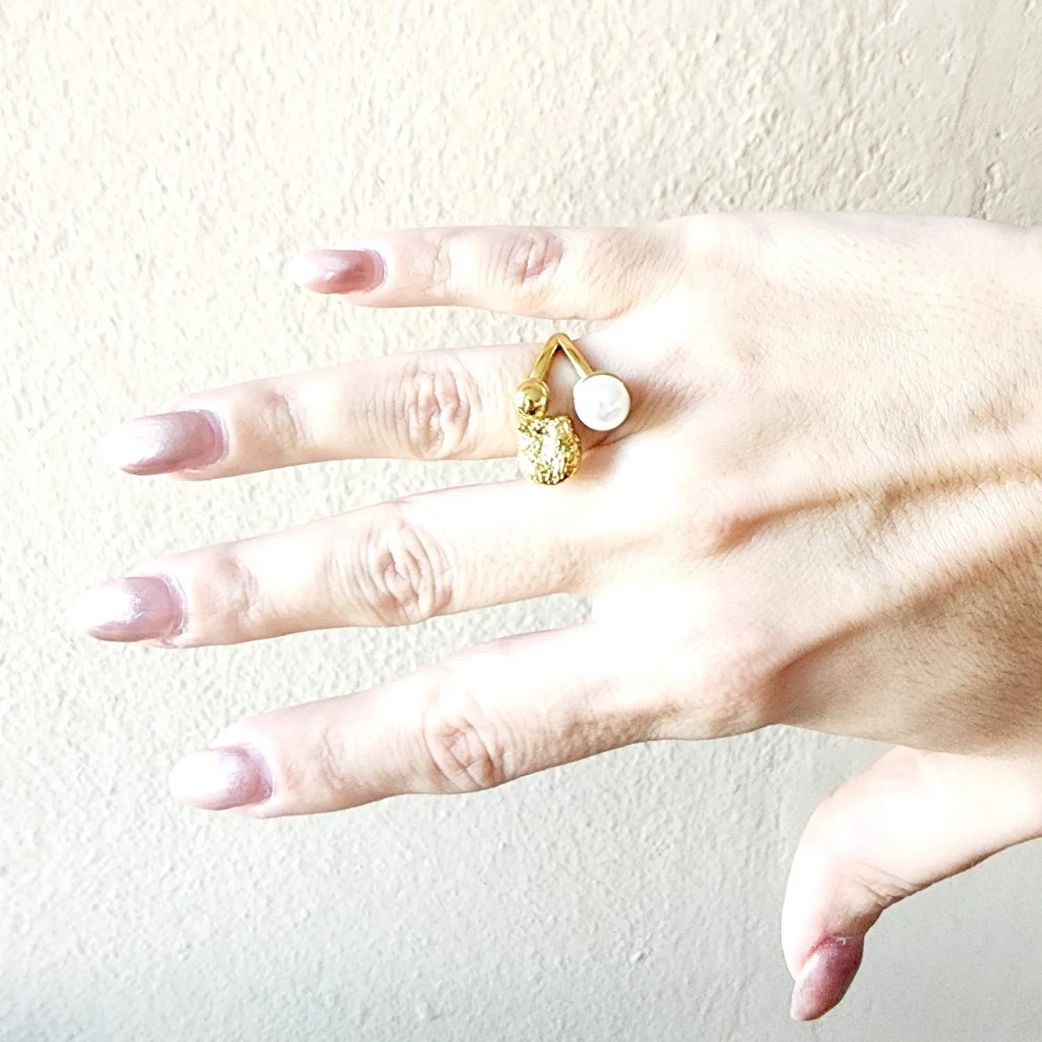Cocoon Pearl Ring