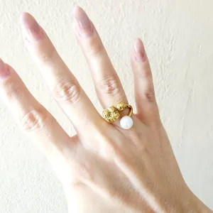 Cocoon Pearl Ring