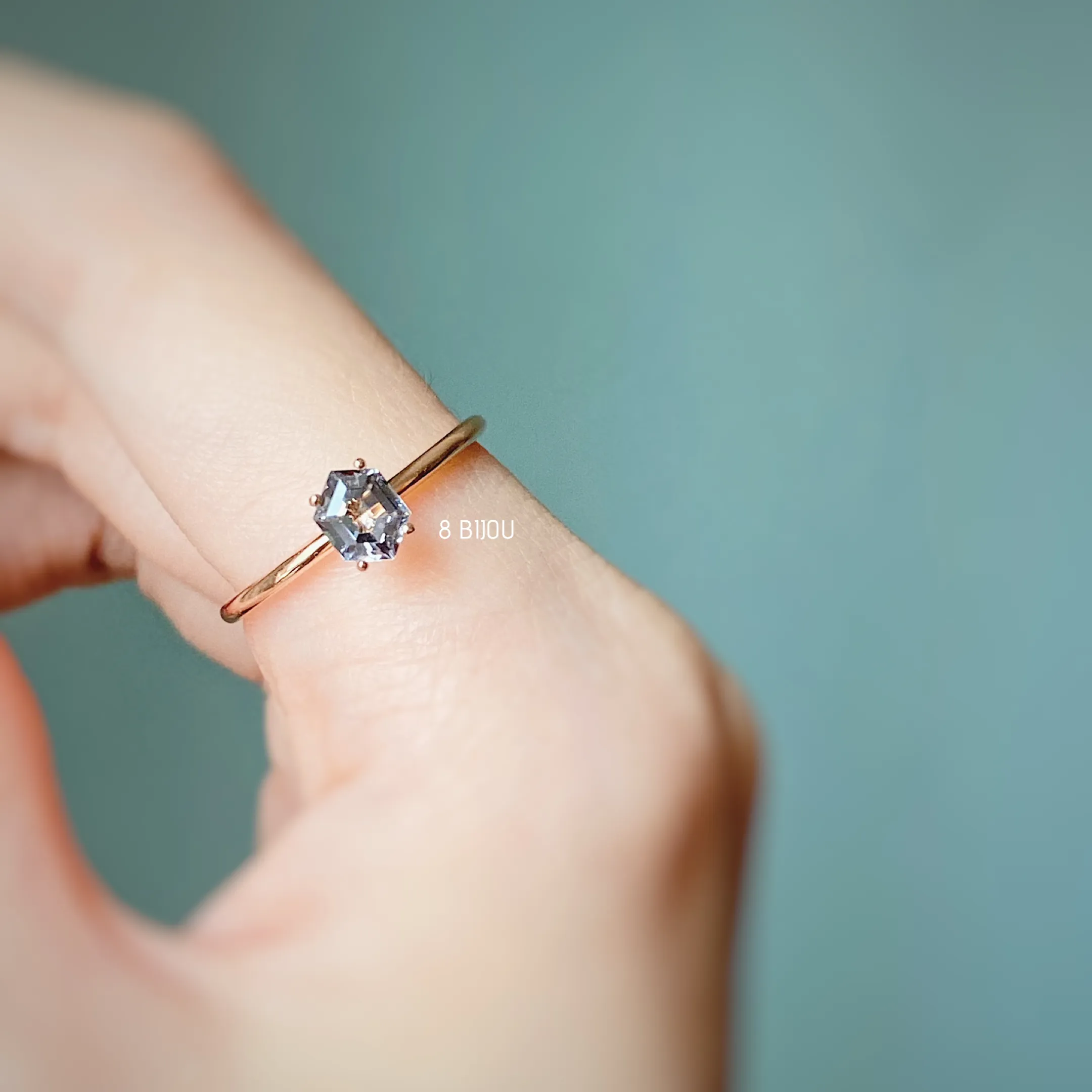 CONTEMPORARY SOUL・18K ROSE GOLD NAVY SPINEL RING