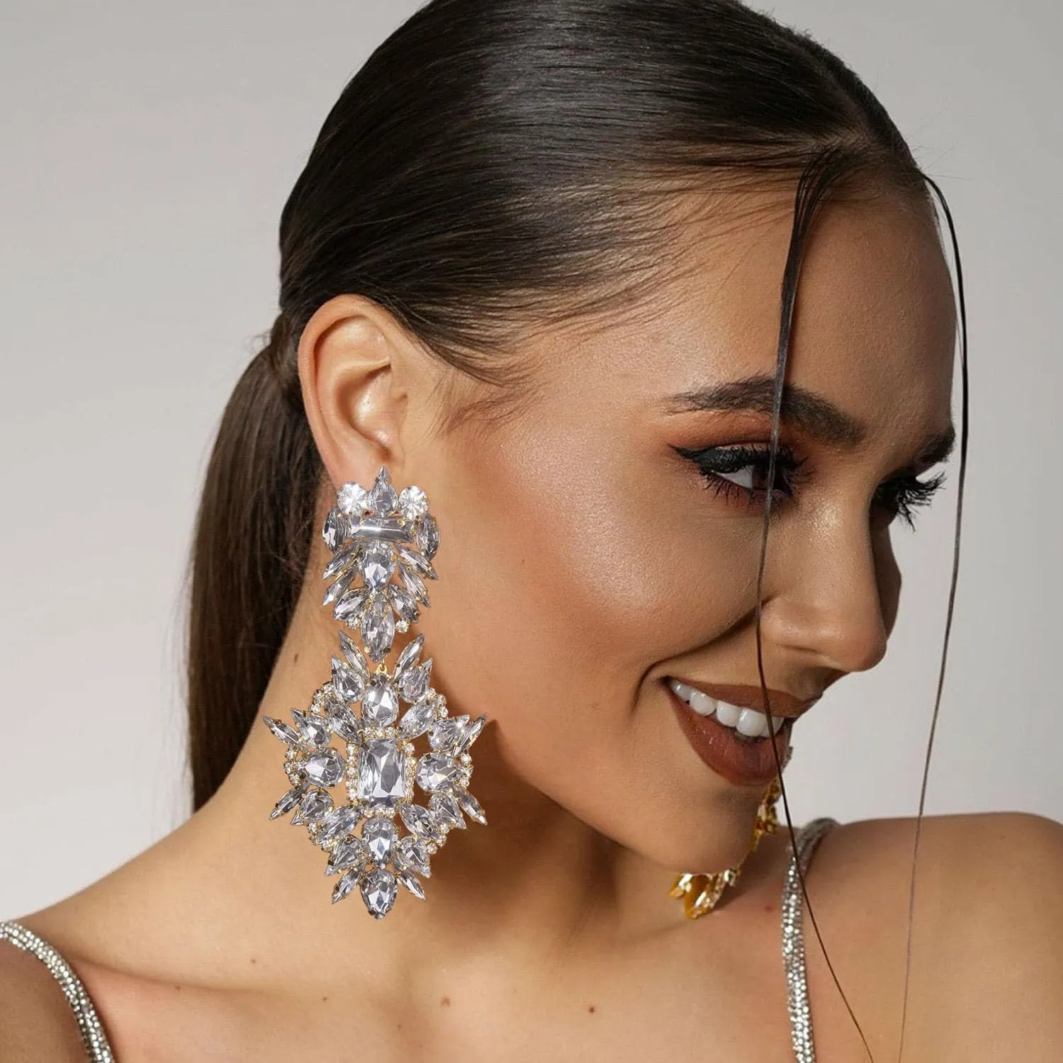 Costume Silver Large Rhinestone Earrings Dangling Trendy Bling Oversized Statement Earrings For Women Formal