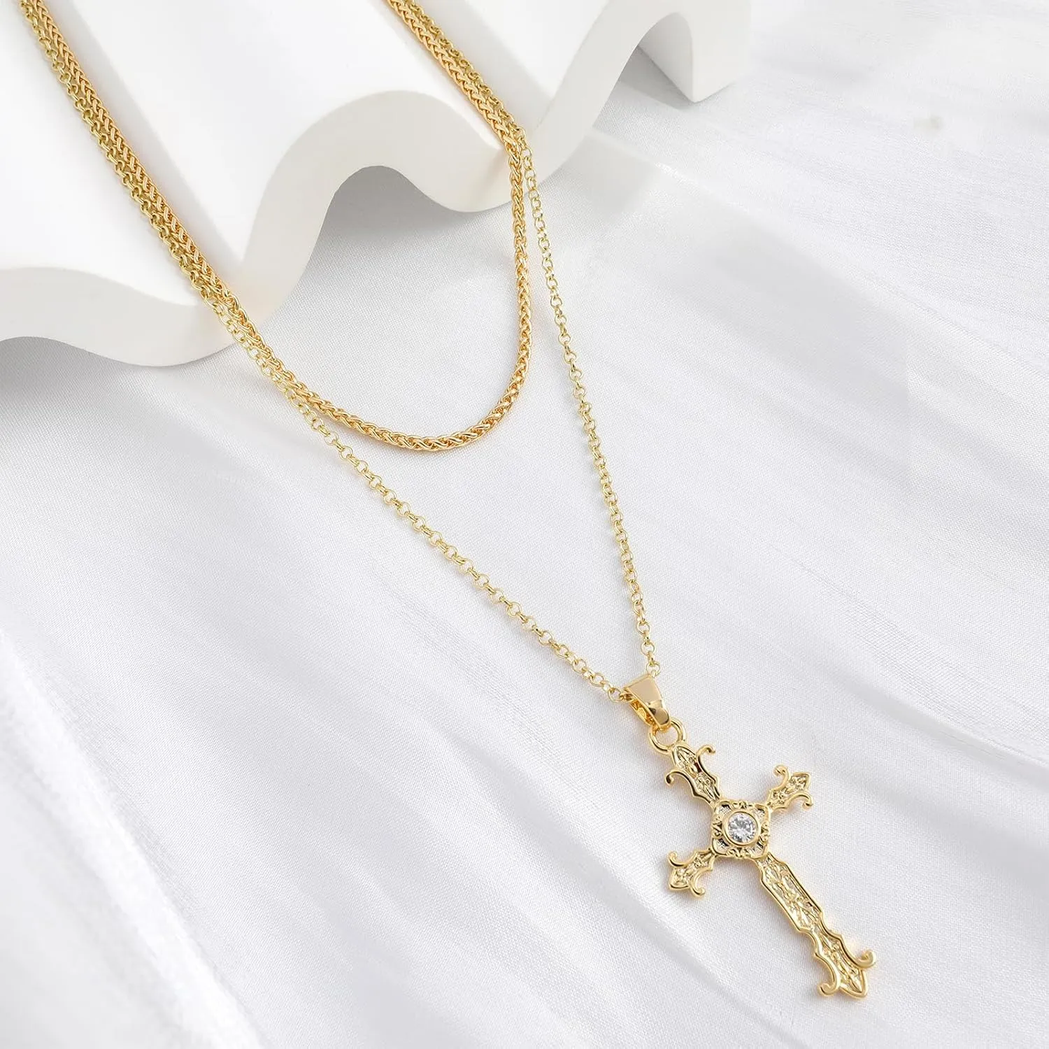 Cross Necklace for Women, 14K Gold Plated Dainty Crucifix Necklace CZ Faith Gold Cross Pendant Necklaces, Diamond Cross Pendant Dainty Cubic Zirconia Cross Necklace Jewelry Gift for Her