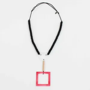 Dominique Pendant Necklace Redish Pink
