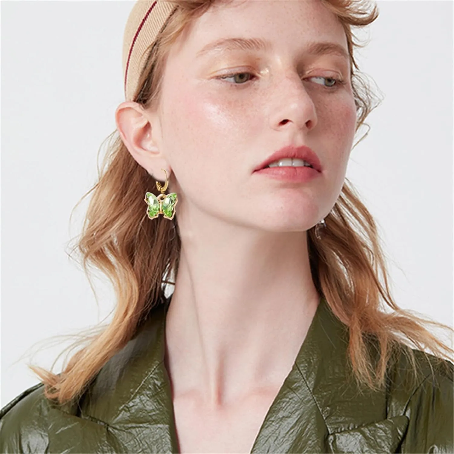 Dreuyet Butterfly Necklace Earrings Set for Women Dainty Y2K Rhinestone Butterfly Pendant Necklace Cute Boho Butterfly Hoop Earrings