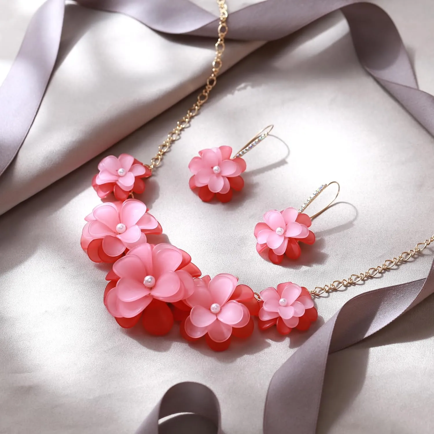 EVER FAITH Flower Collar Necklace, Faux Pearl Floral Summer Beach Statement Choker Necklaces Dangle Earrings for Women, Handmade Fashion Boho Party Prom Jewelry Accessories