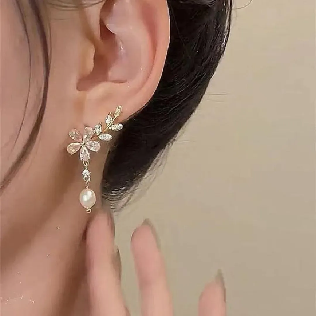 Flowery Leaf Pearl Hangings