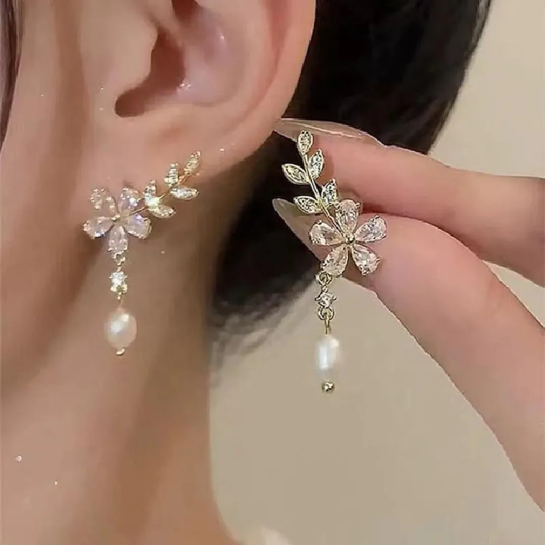 Flowery Leaf Pearl Hangings