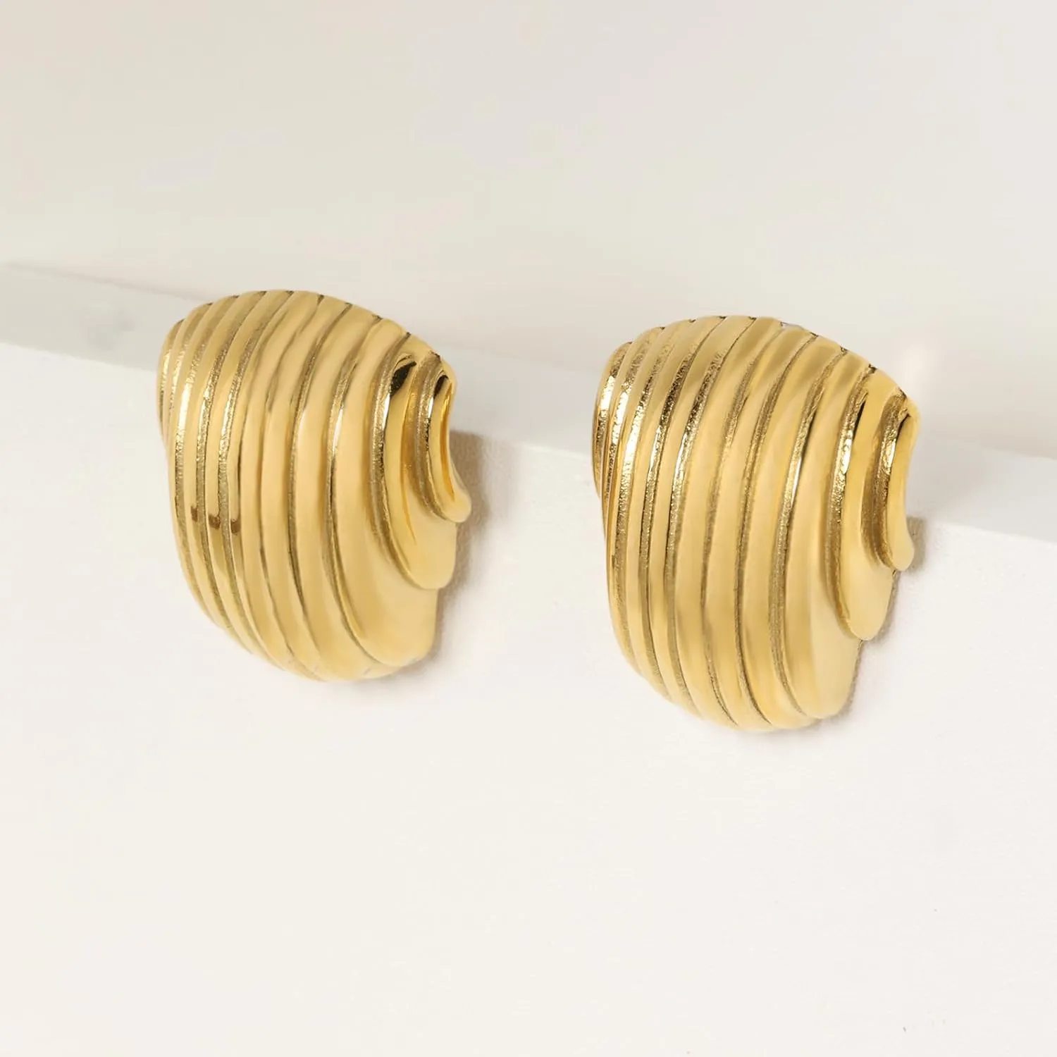Gold Statement Earrings for Women Trendy, Chunky Gold Earrings Big Shell Wings Textured Dome Earrings Drop Earrings Hypoallergenic Earrings Lightweight Dainty Vintage Jewelry Gift