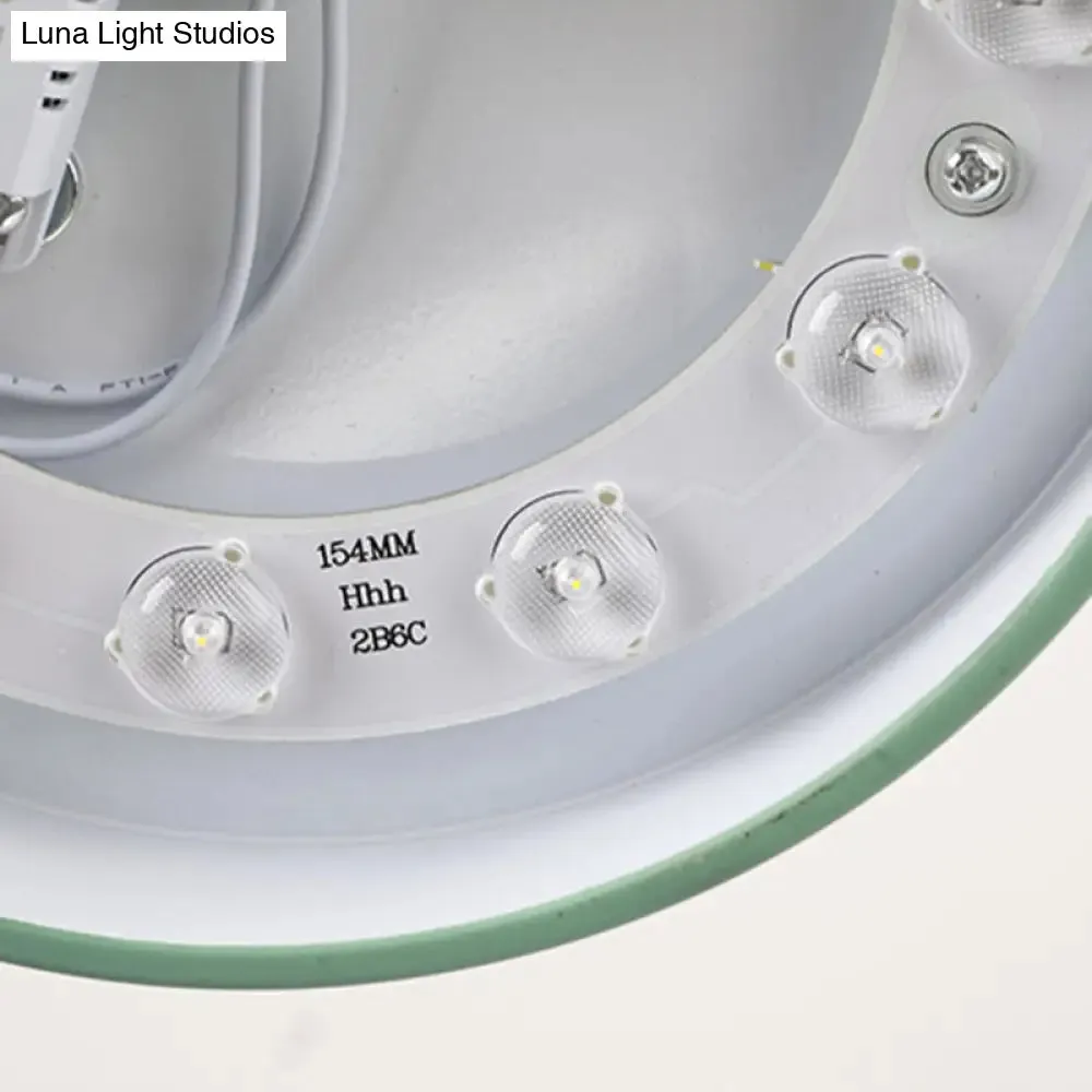 Green Metal Drum Pendant Ceiling Light - Modern 1-Light Fixture for Dining Room