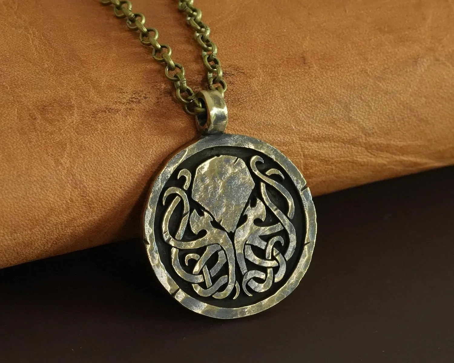 Handcrafted H.P. Lovecraft Cthulhu Octopus Necklace Pendant Jewelry Amulet Made Solid Brass Casting - Necklace for Men and Women