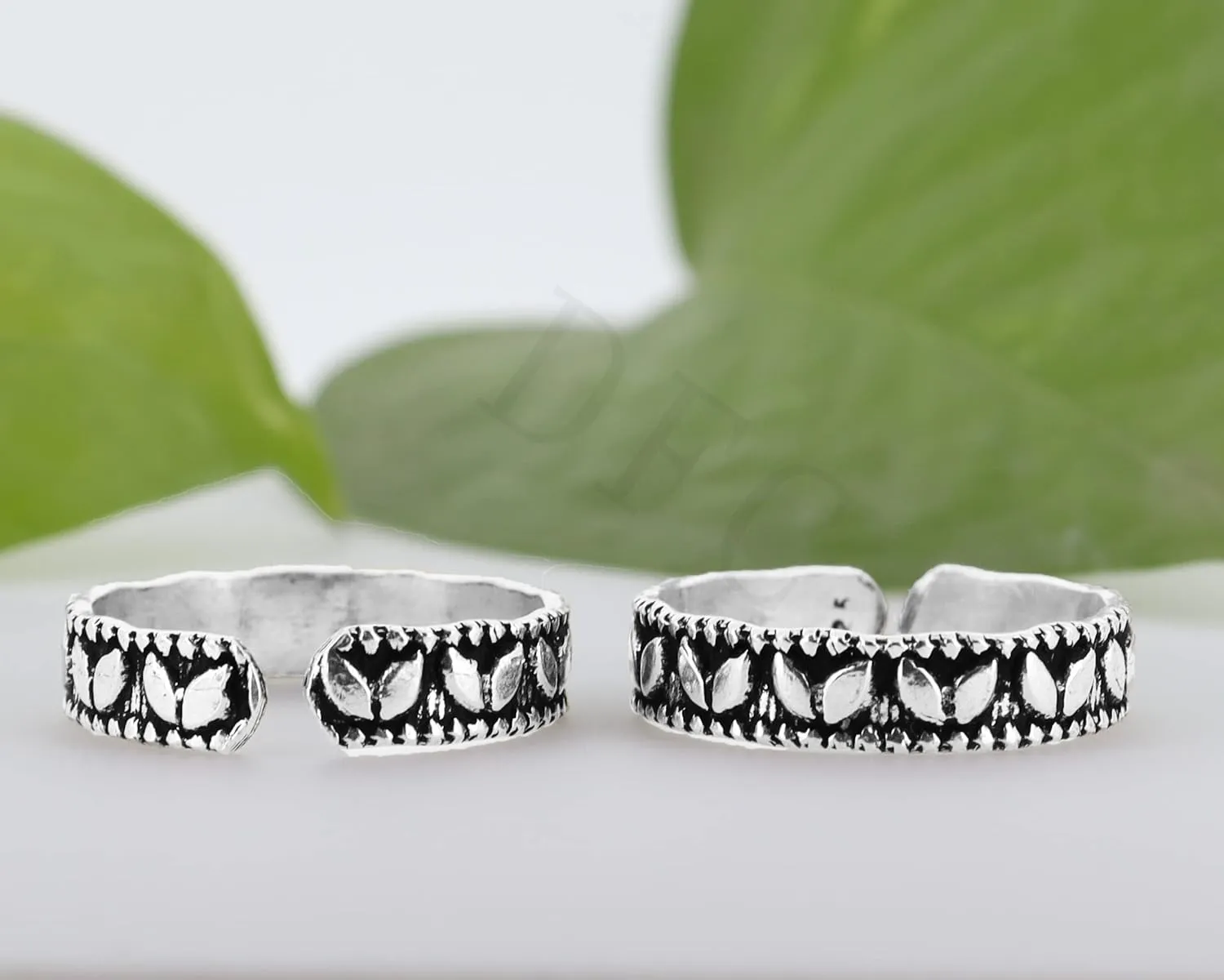 Handcrafted Silver Toe Ring for Women | Adjustable Pair of Toe Rings | Sterling Silver 925 | Handmade Body Jewelry (TR-13)