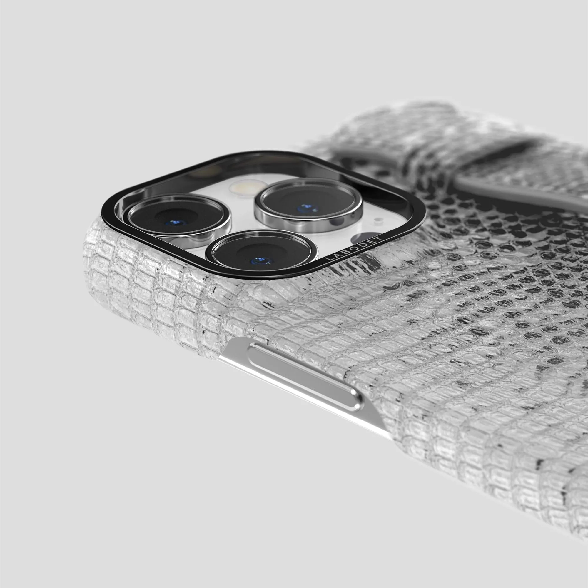 Handle Case For iPhone 13 Pro Max In Himalayan Lizard