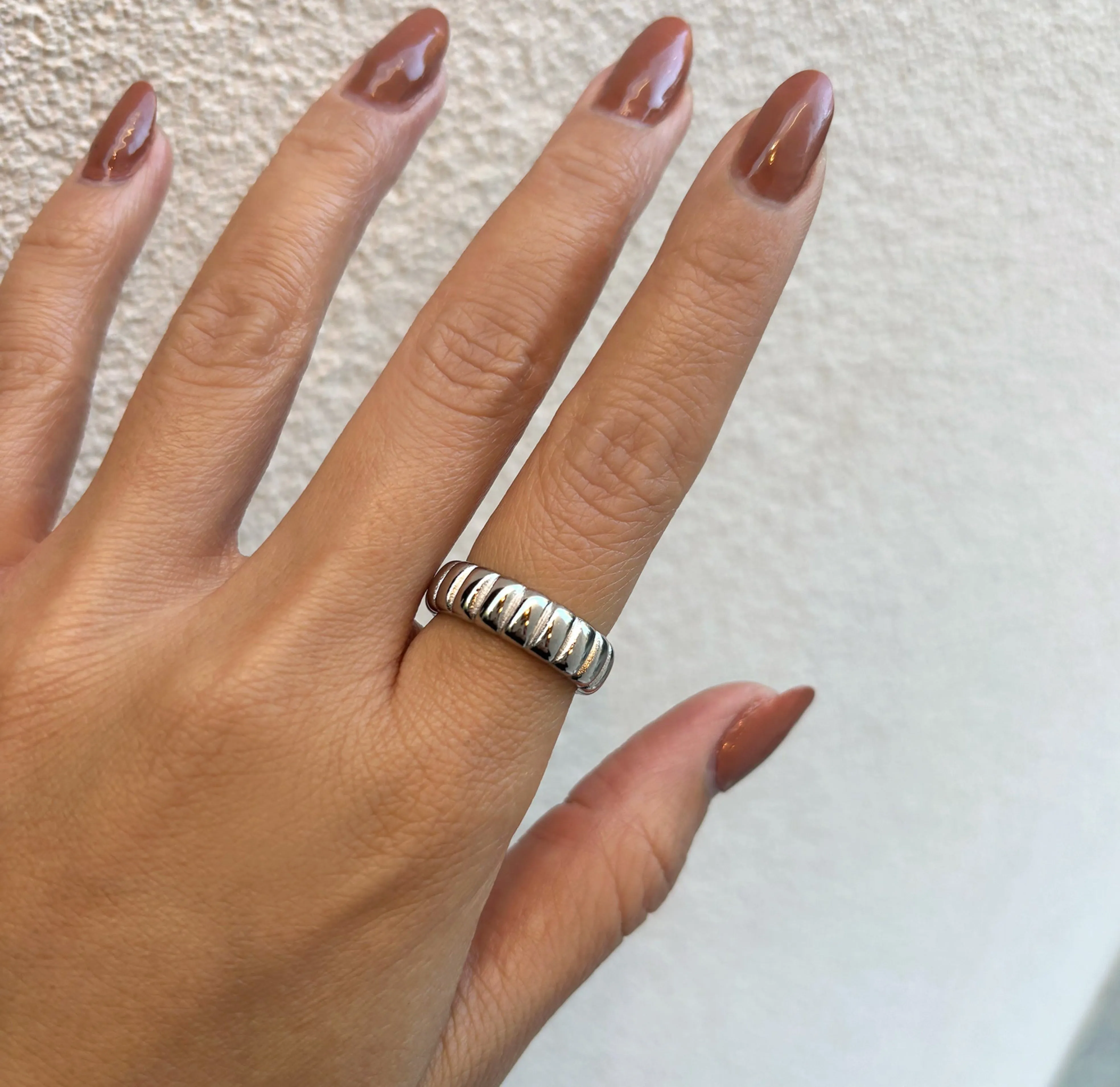 Harriet Silver Ribbed Band - Sample
