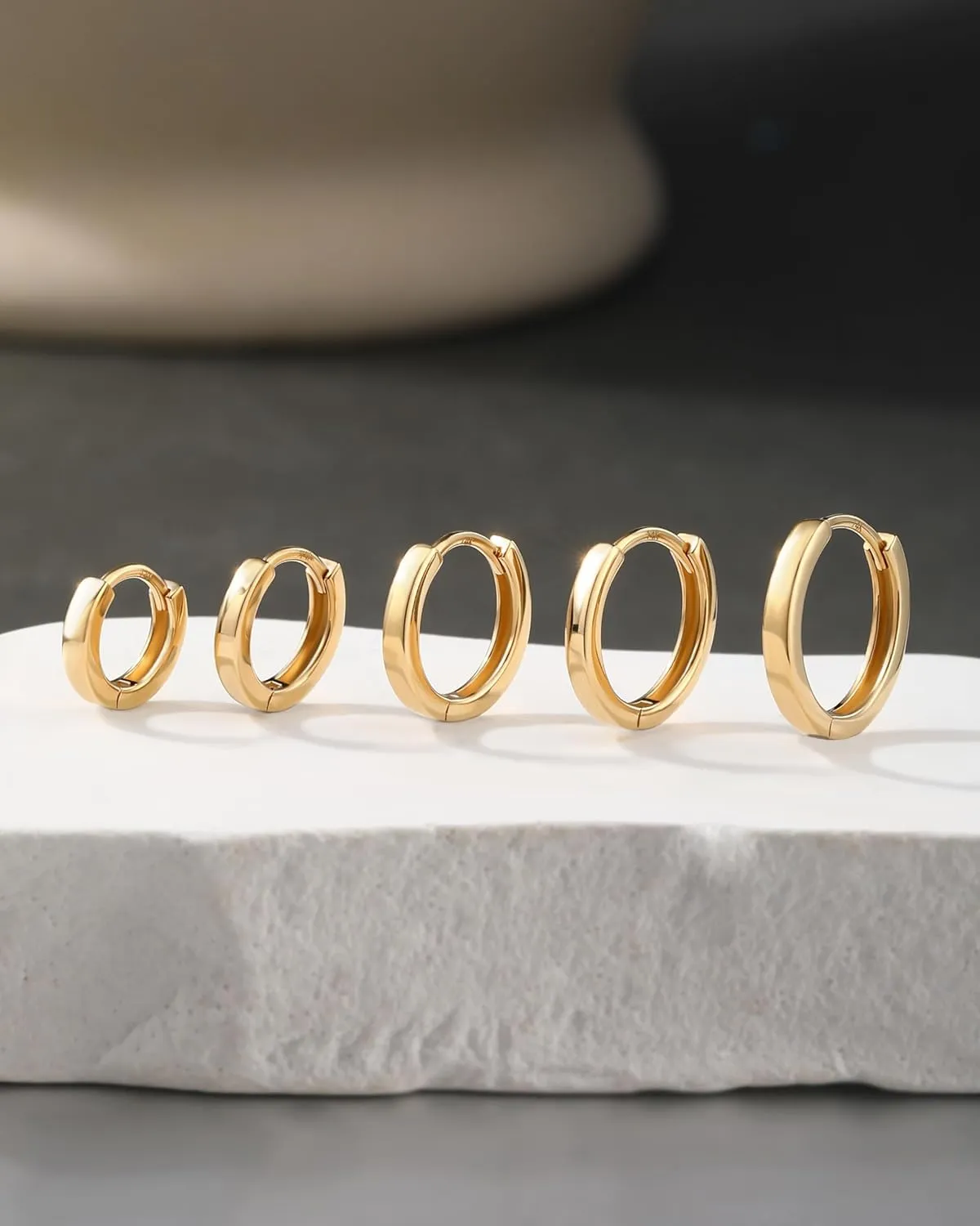 Jewseen 14K Gold Huggie Earrings Tiny Hoop Earrings 20G Lightweight Hoop Earrings Small Endless Hinged Hoops for Earlobe 6-10mm Cartilage Septum Helix Nose Earrings for Women Men