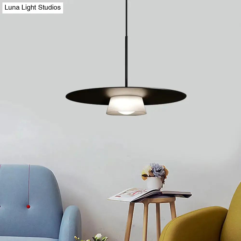Minimalist Black and White Pendant Ceiling Light - Wide-Brim Hat Design, Iron Construction, 1-Bulb Suspension Lamp for Dining Table