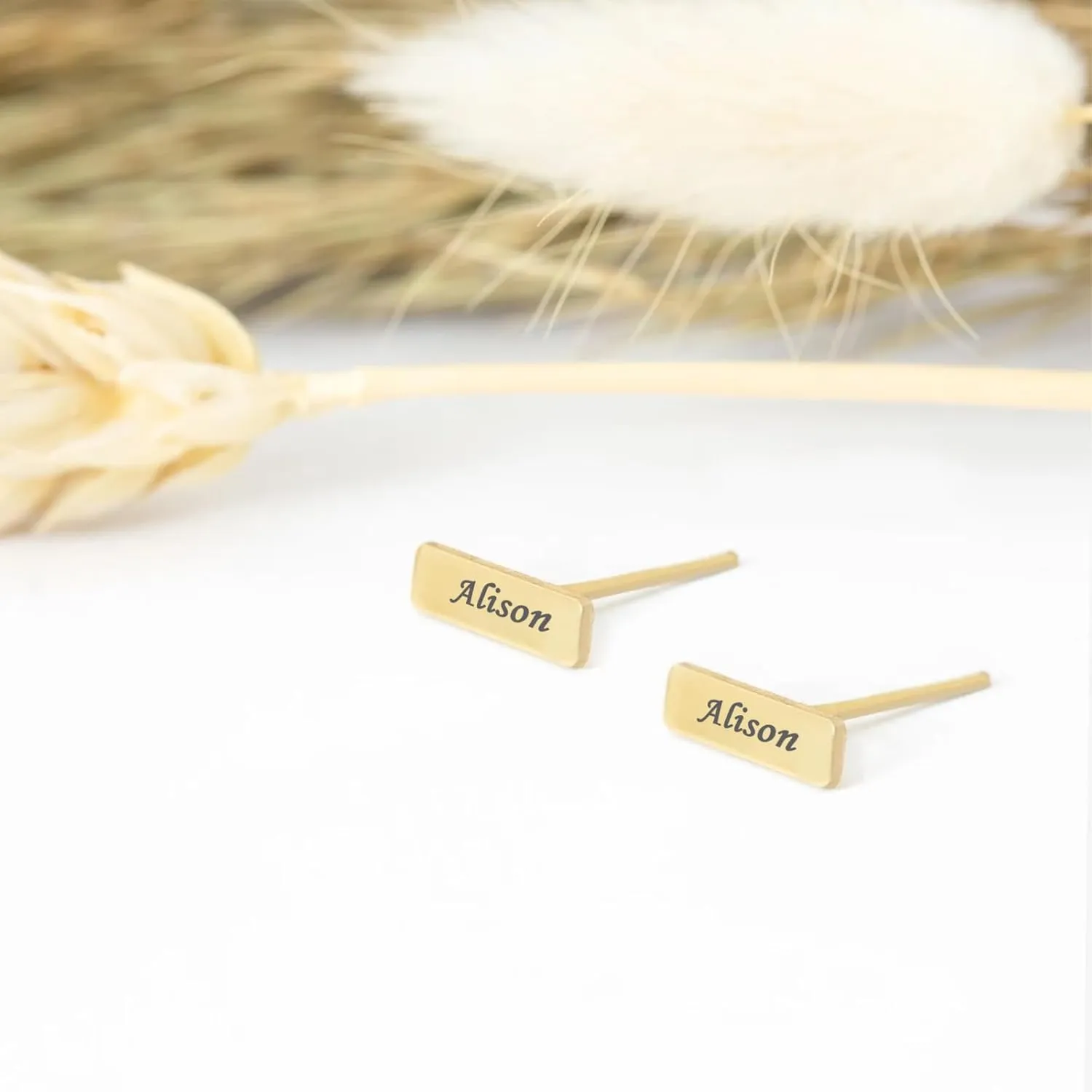 Name Earrings Personalized Minimalist Earrings for Women Girls Customized Earrings with Name New Stud Earrings Jewelry Gift for Her Mom