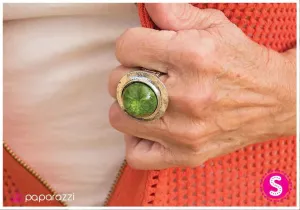 Paparazzi Ring ~ The World Revolves Around You - Green