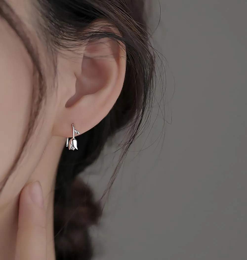 Reffeer Solid 925 Sterling Silver Flower Crawler Cuff Earrings Wraps for Women Teens Tulip Flower Wrap Earrings