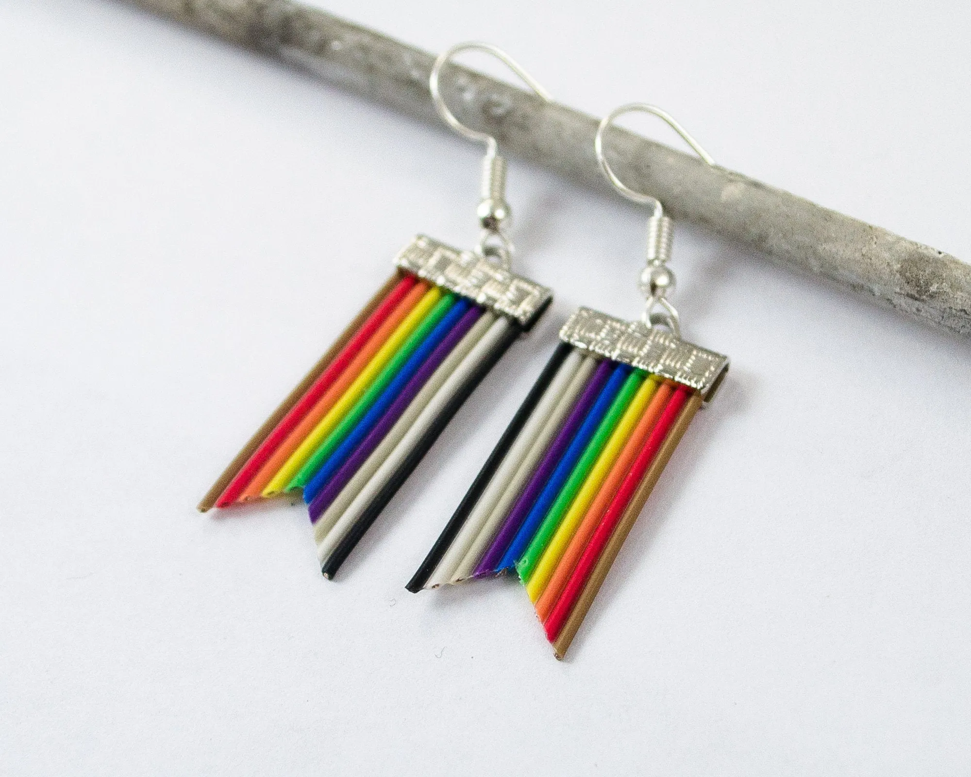 Ribbon Cable Banner Dangle Earrings