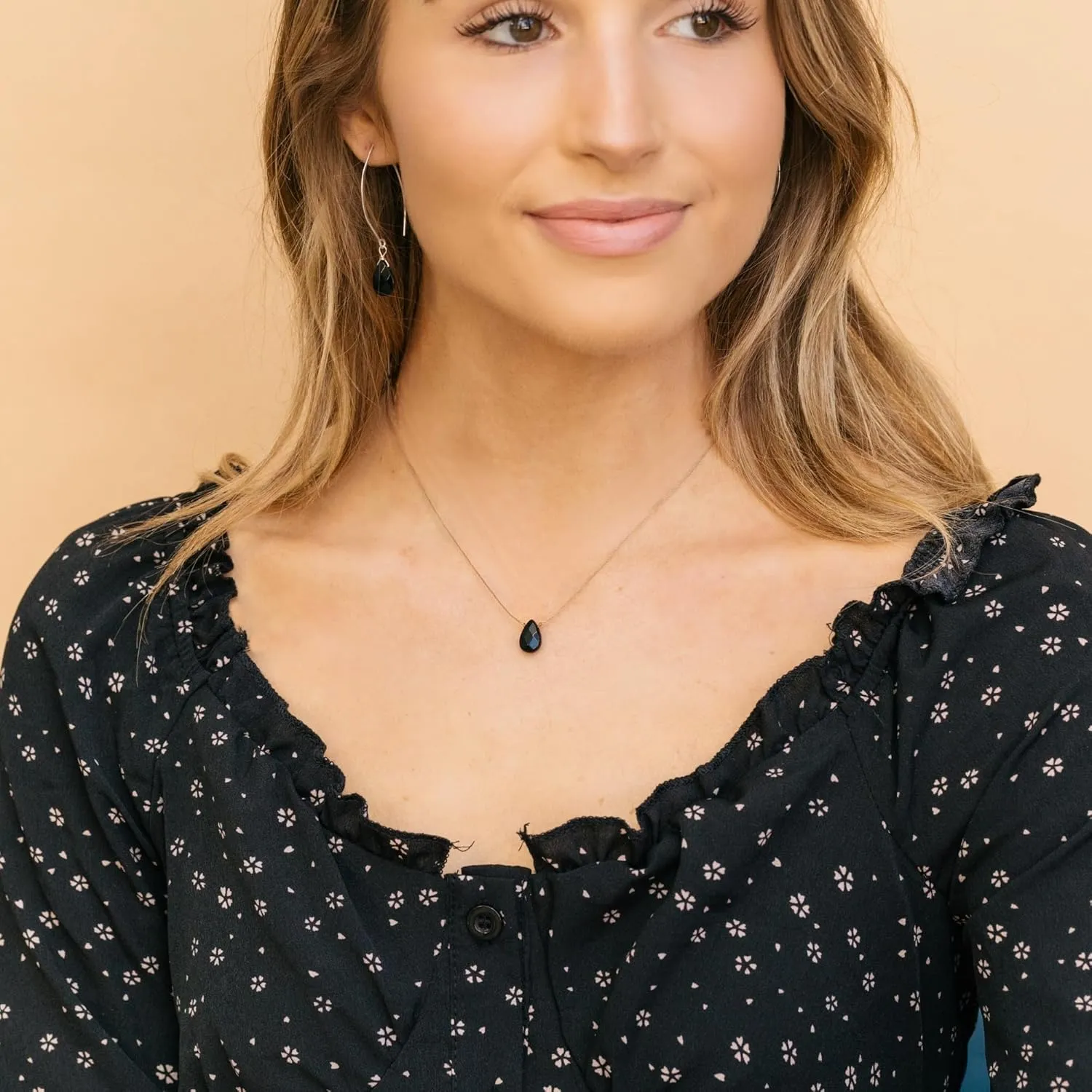 SoulKu Black Onyx Soul Full of Light Necklace for Stress Relief, Handcrafted Empowering Necklace, Inspirational Jewelry For Women, Nylon Cord & Stainless Steel Lobster Clasp & Extender