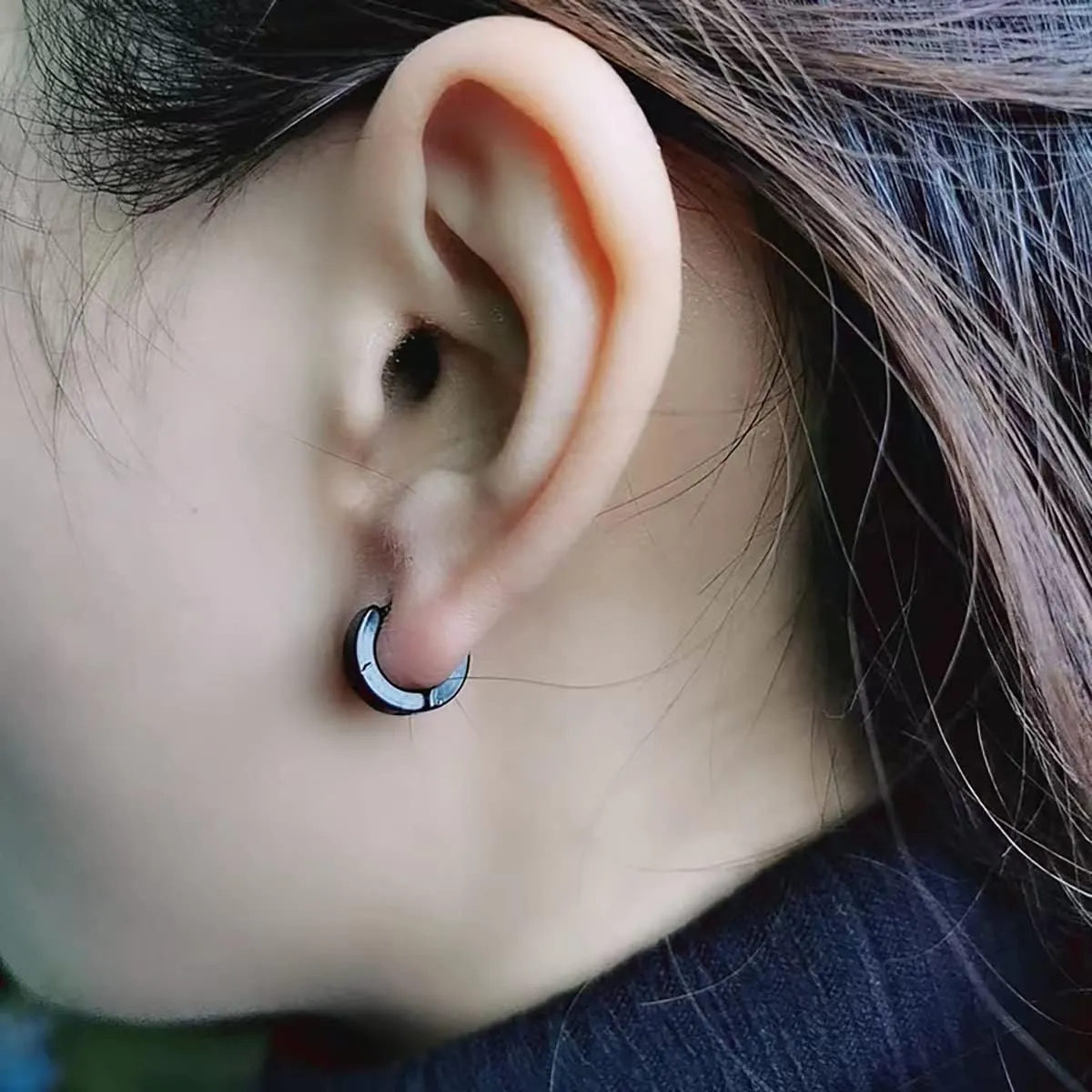 Stainless Steel Hoop Earrings for Women Men Minimalist Huggie Earrings Gold Silver Black Hypoallergenic Small Round Earrings