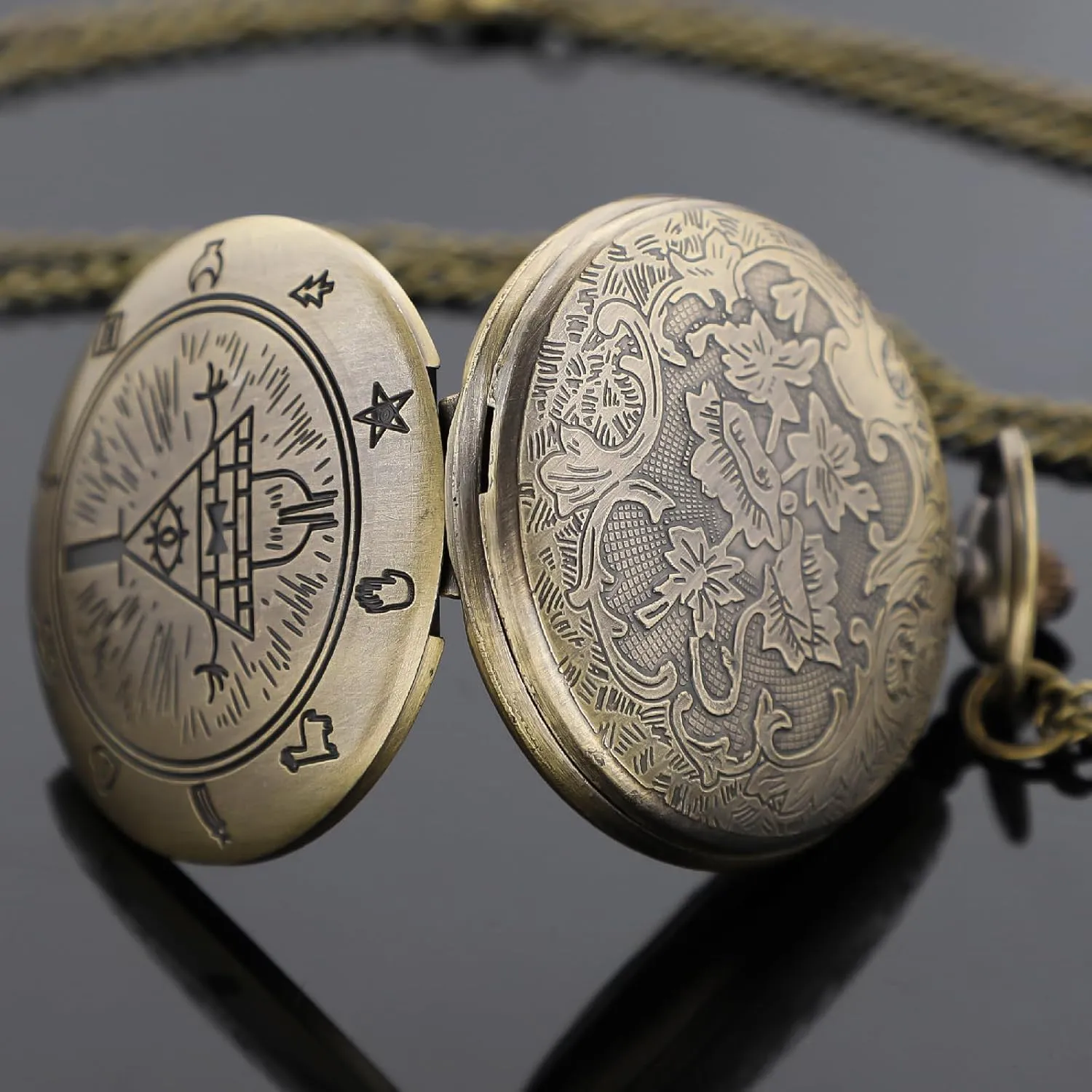 Tiong Vintage Pocket Watch Arabic Numerals Scale Quartz Pocket Watches with Chain Women Men Best Gifts for Birthday Graduation