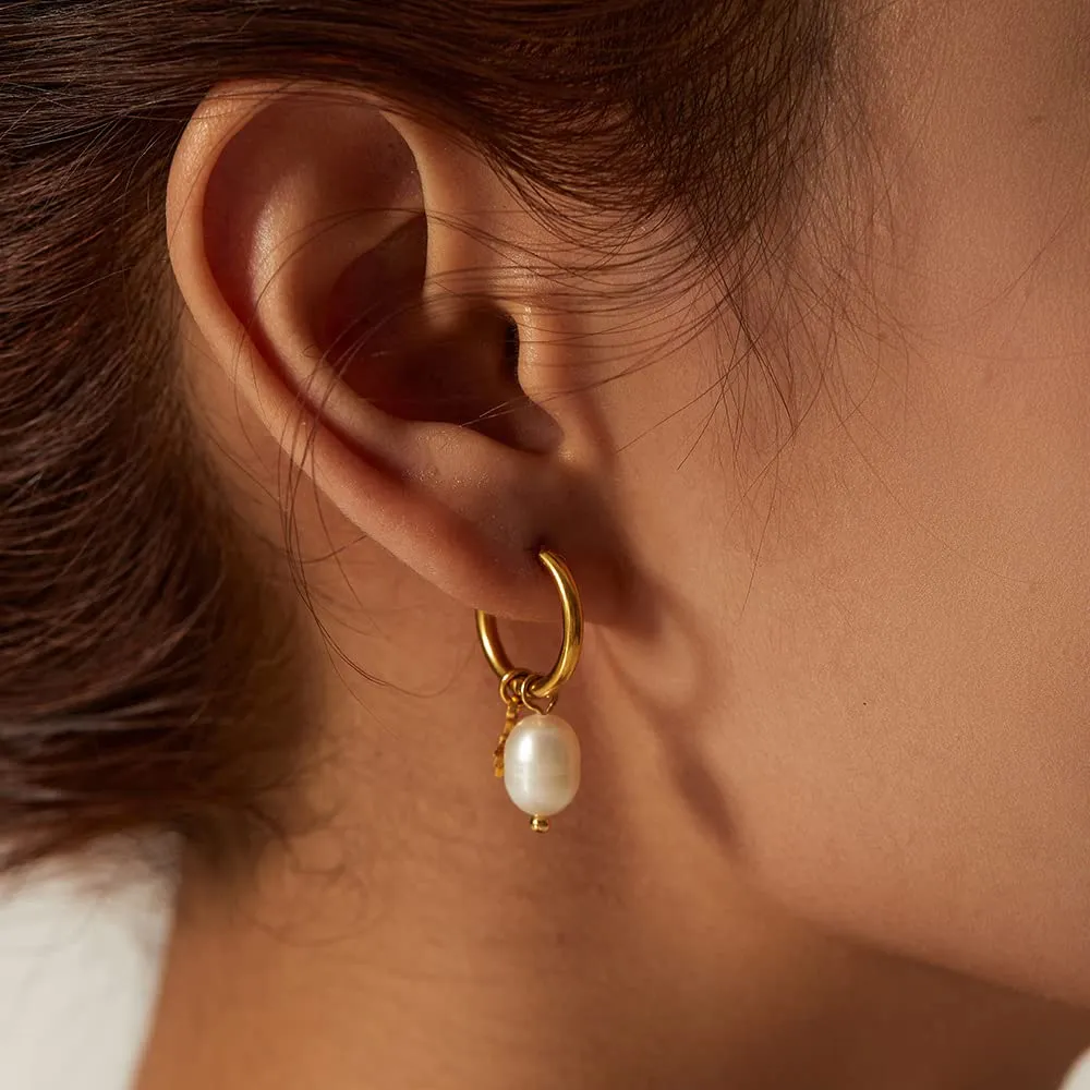 Women Gold Hoop Freshwater Pearl Earrings 18K Gold Plated Earrings S925 Hypoallergenic Jewelry Christmas Birthday Gift Valentine Gift for Her